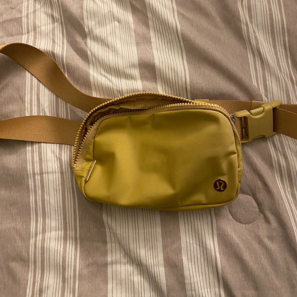 Lululemon Belt Bag